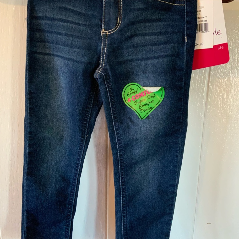 NWT-Size 4T denim leggings